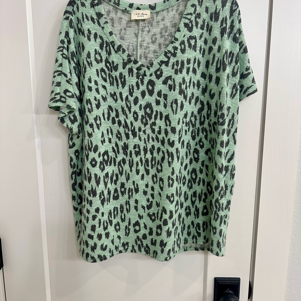 V-Neck Green Leopard Print Short Sleeve Top by